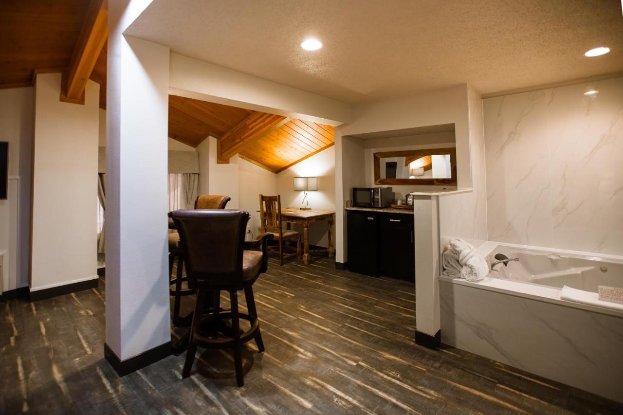 Ten Pin Inn&Suites Moses Lake Bagian luar foto